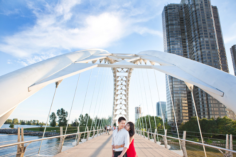 humber bridge toronto pre wedding engagement